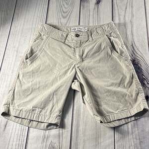 True Craft Men's Size 30 Waist Tan Khaki Flat Front Chino Shorts